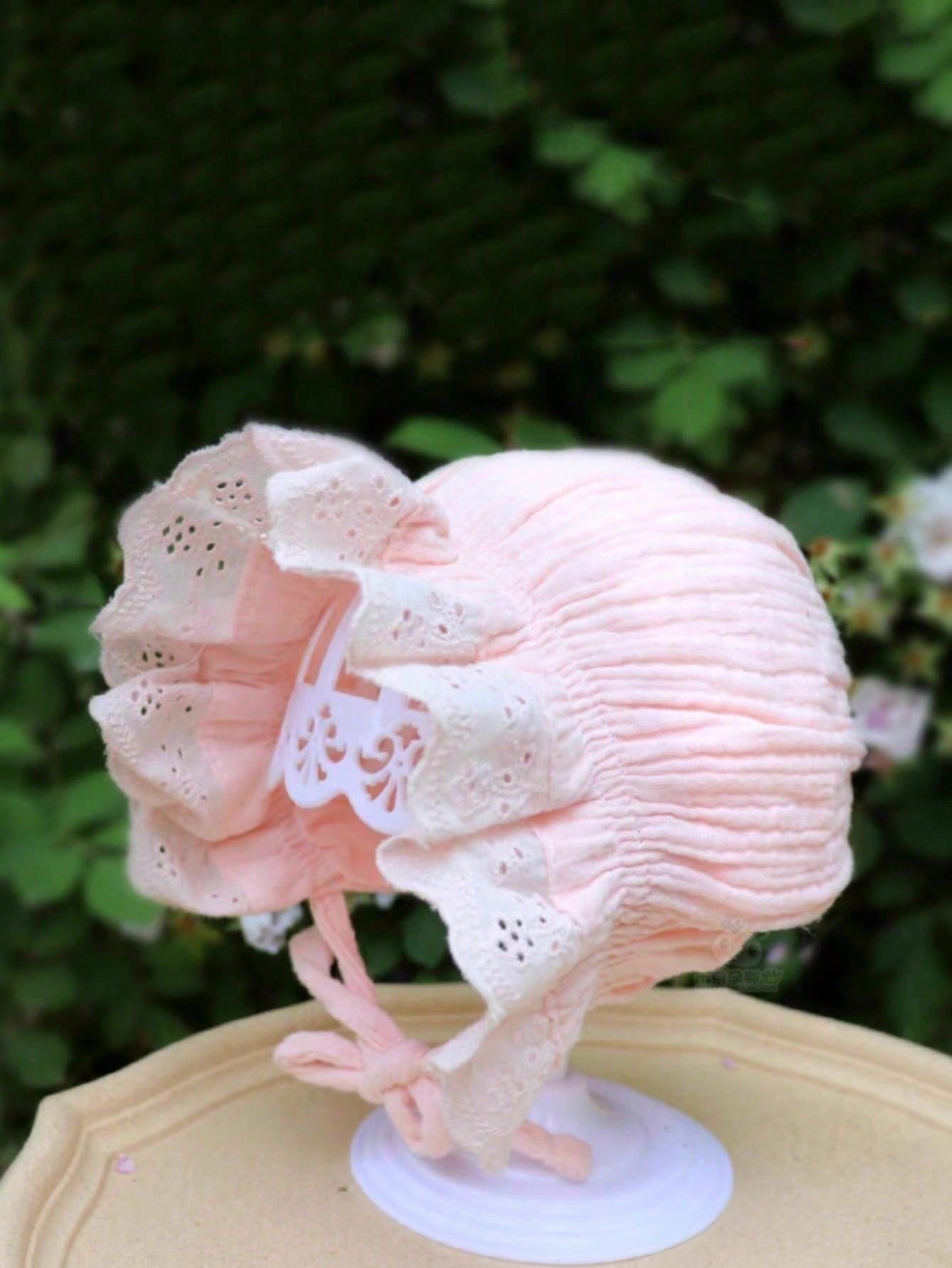 Embroidery Embellishments - 1 Pezzo Cappellino Vintage in Pizzo