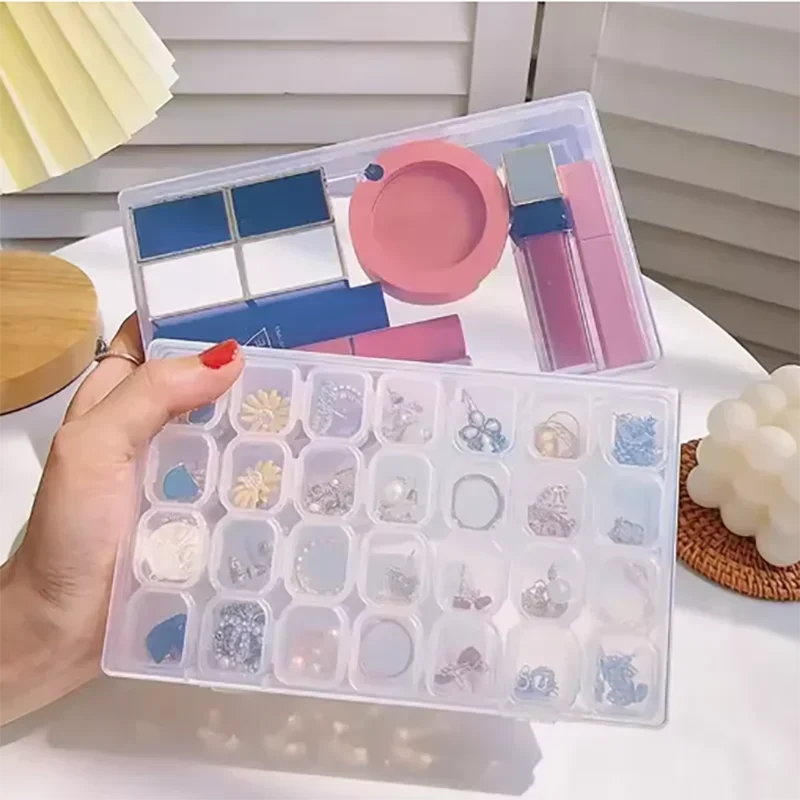 Scatola portaoggetti per pittu - Craft Embellishment Storage recensione e prezzo